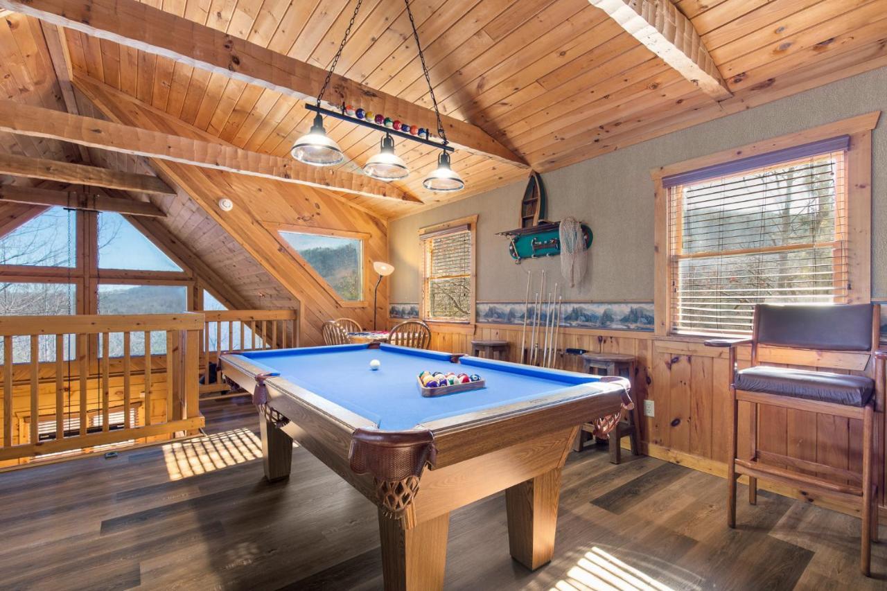 Huckleberry Ridge Villa Pigeon Forge Exterior photo