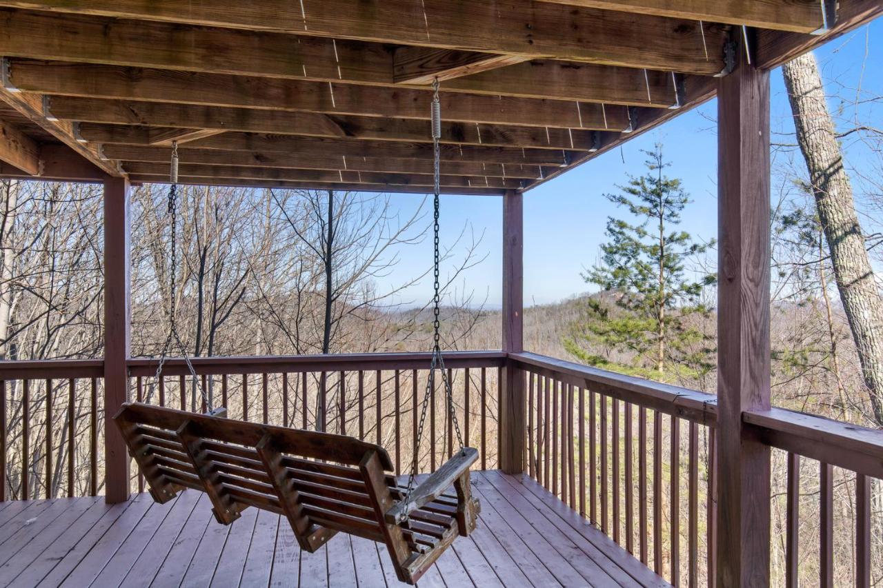 Huckleberry Ridge Villa Pigeon Forge Exterior photo