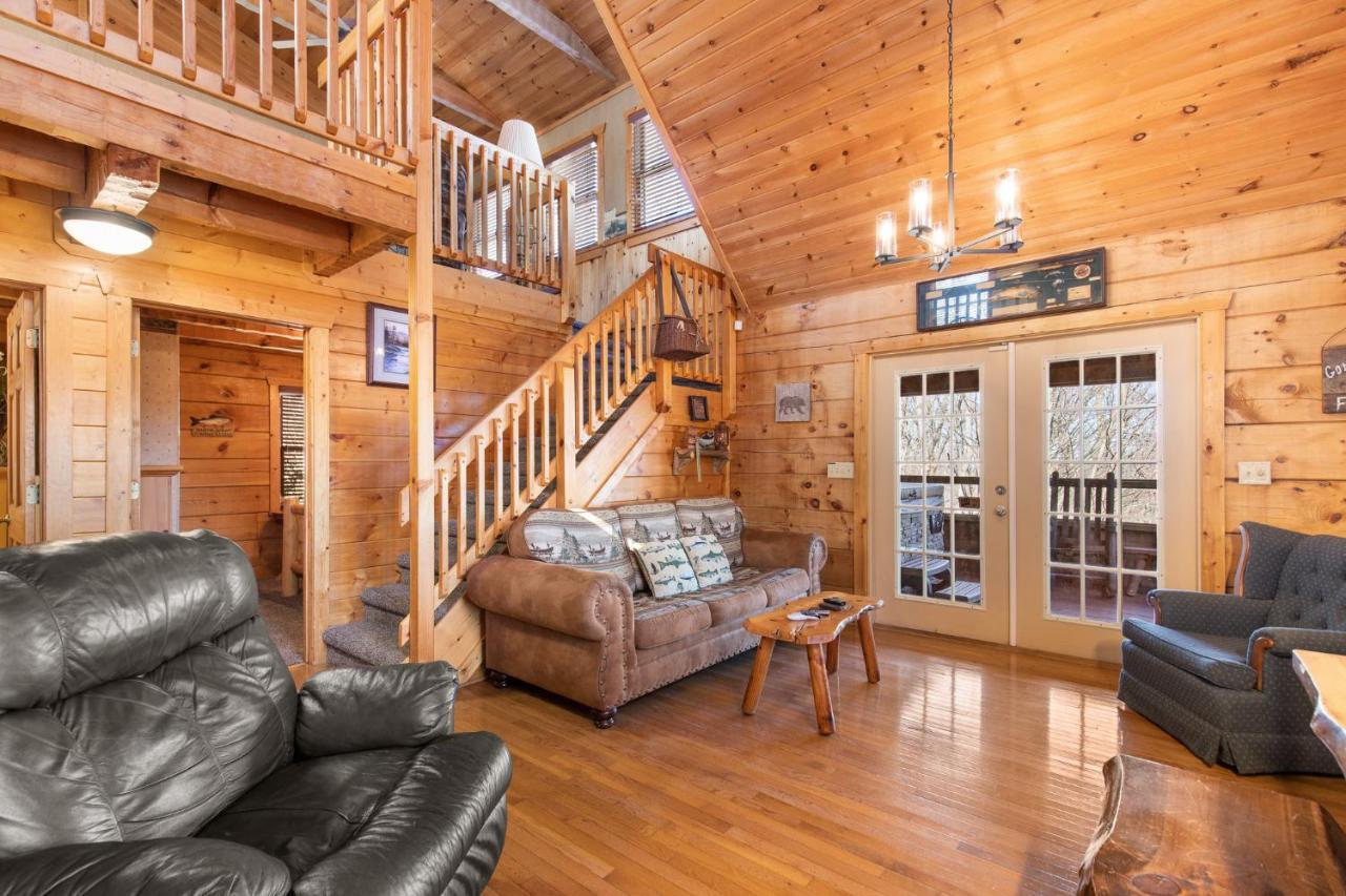 Huckleberry Ridge Villa Pigeon Forge Exterior photo