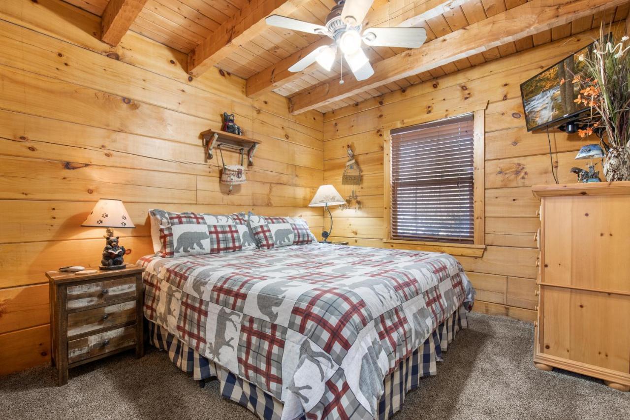 Huckleberry Ridge Villa Pigeon Forge Exterior photo